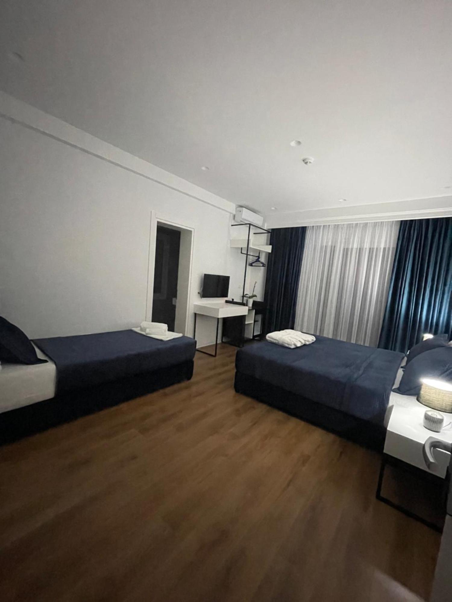 Sea & View 3*